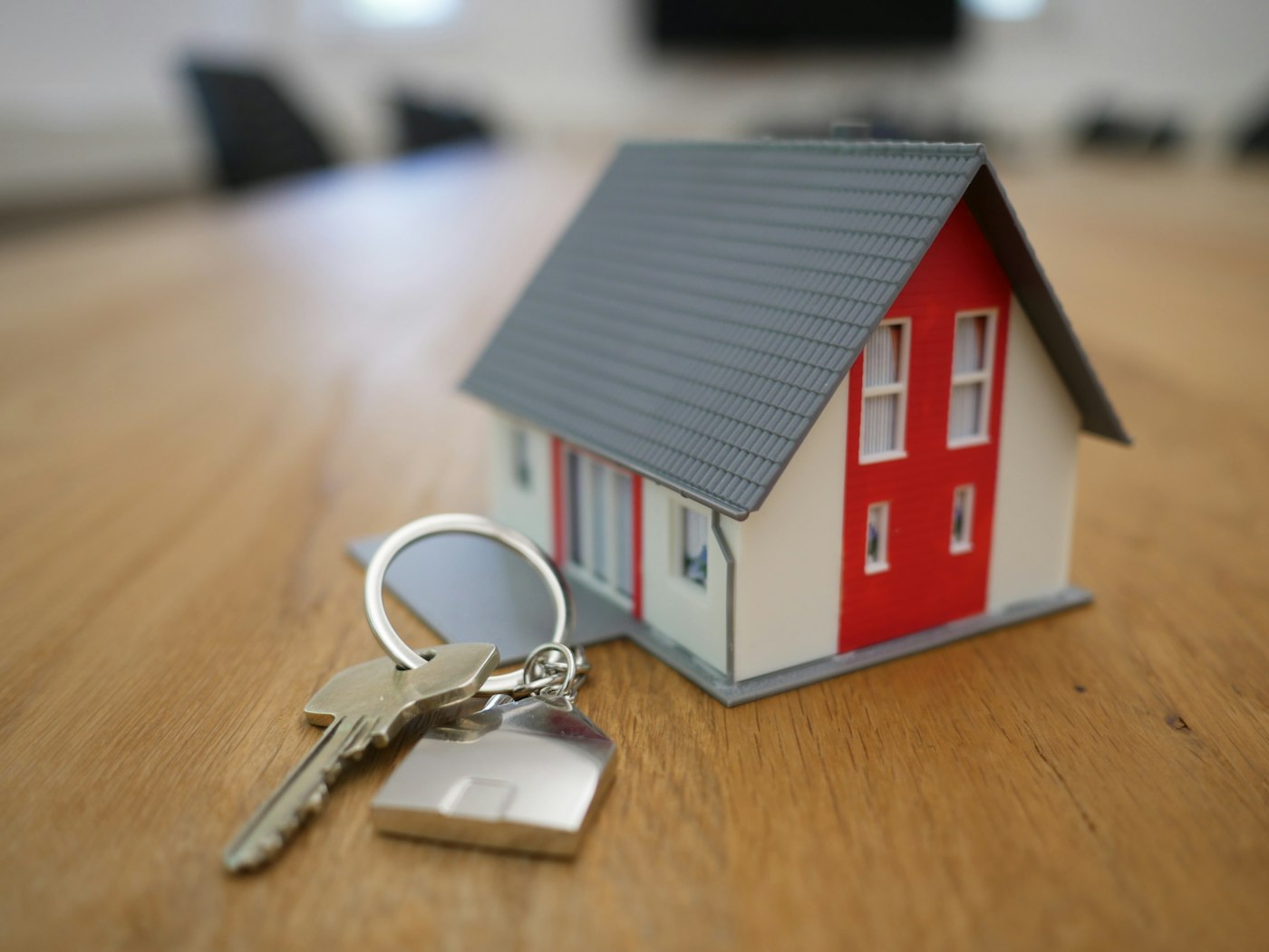 WhatsApp marketing and property listings